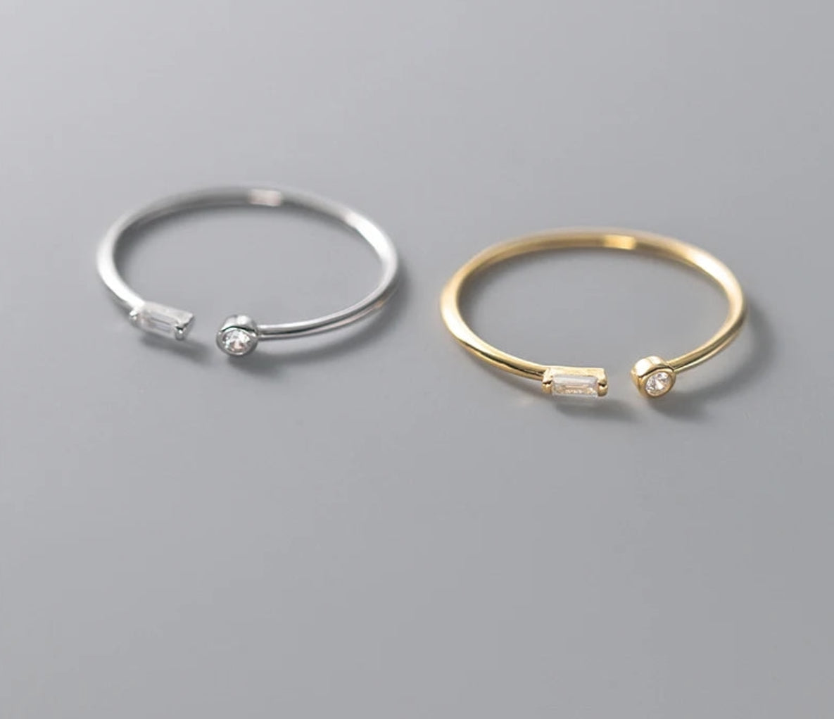 Minimalistischer Ring mit Kristall