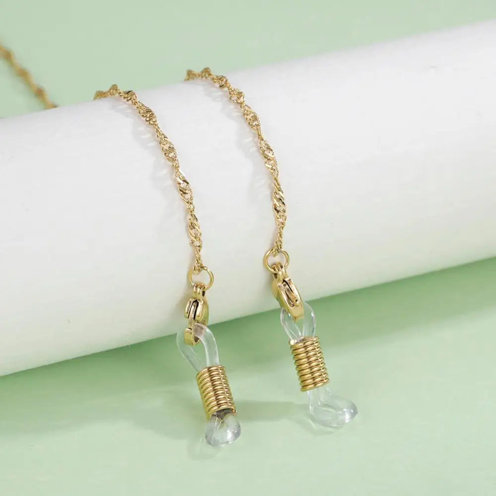 Stylische Brillenkette im Federlook