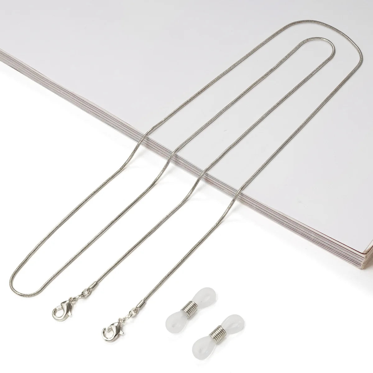 Stylisches Brillenband verschiedene Ausführungen