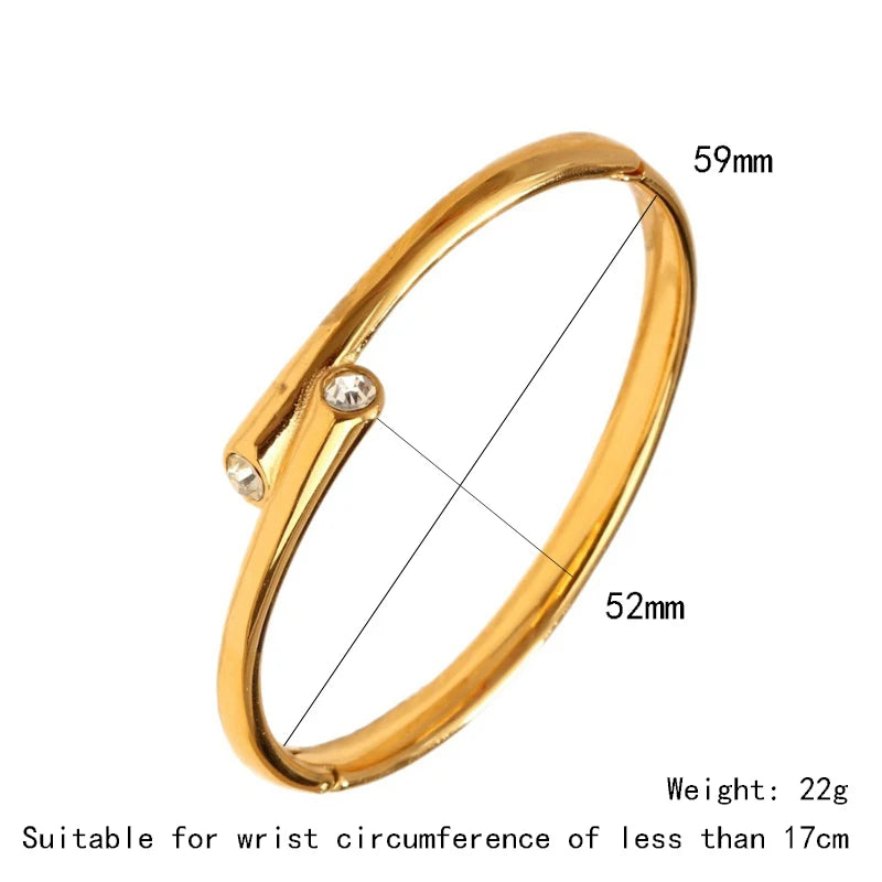 Schönes simples Armband