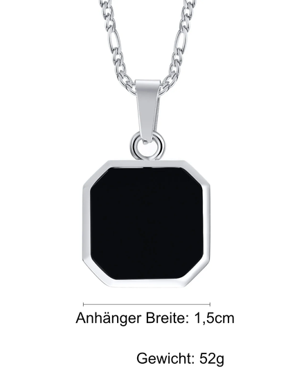 Halskette mit schwarzem Anhänger
