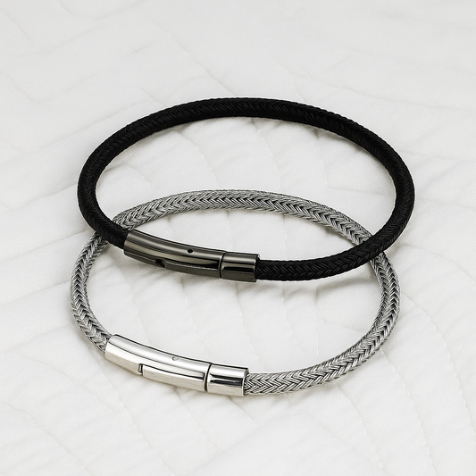 Schlichtes Edelstahl Armband in modernen Look