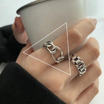 Vielfältige Ringe mit verschiedenen Mustern