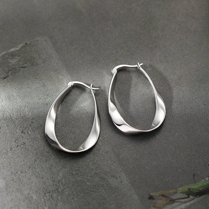 Gedrehte Tropfen-Creolen 925 Silber