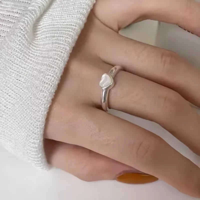 Vielfältige Ringe mit verschiedenen Mustern