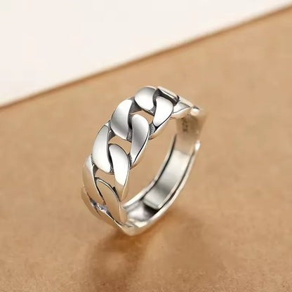 Vielfältige Ringe mit verschiedenen Mustern
