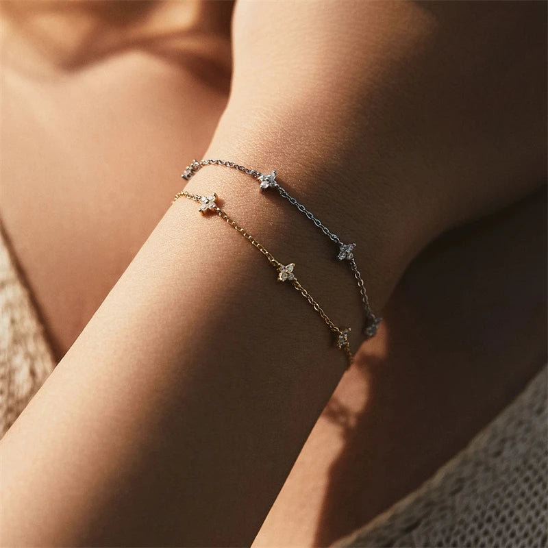 Blumenarmband