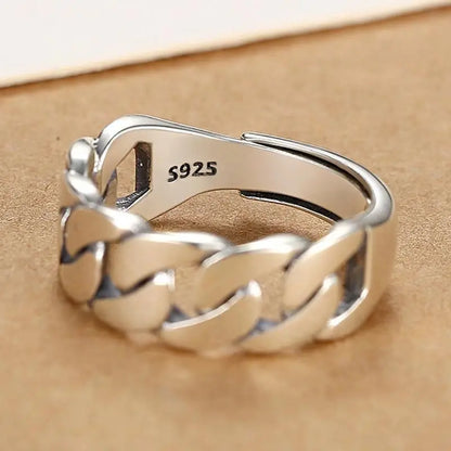 Vielfältige Ringe mit verschiedenen Mustern