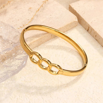 Schönes simples Armband